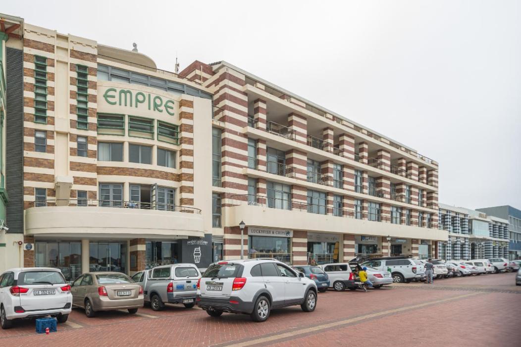 At The Beach - Muizenberg Cidade Do Cabo Exterior foto